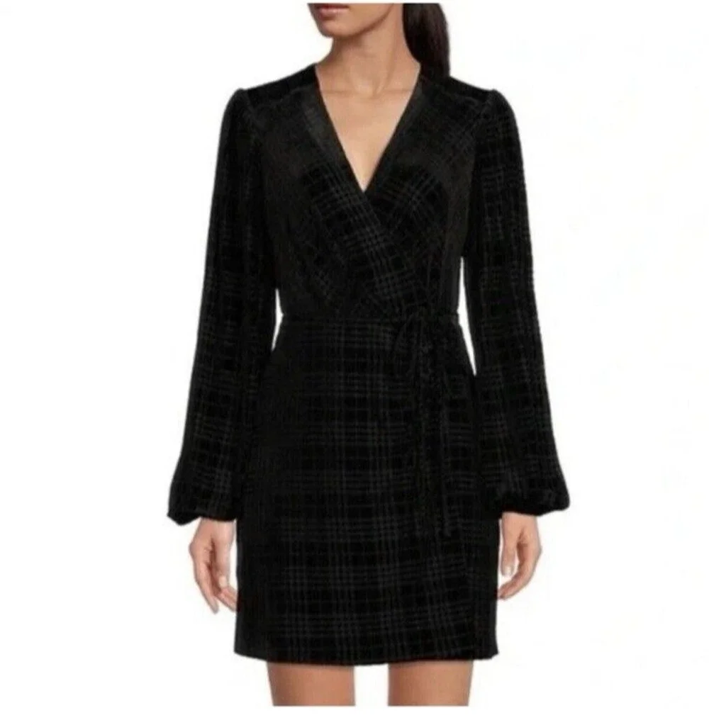 Gianni Bini Dress Mini Black Houndstooth Velvet Wrap Long Sleeve Size Large New